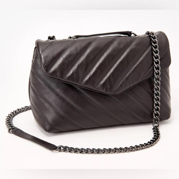 Vince Camuto Handbags - Like new! Vince Camuto Ottys Large Crossbody - Black